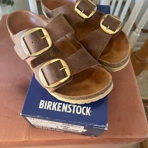 Birkenstocks Arizona sandal large buckle